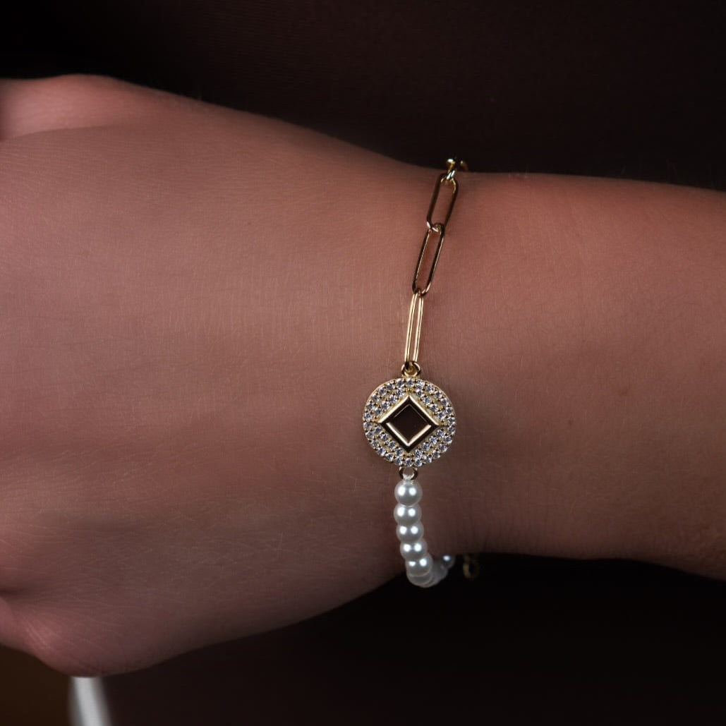 Half Link Pearl Bracelet