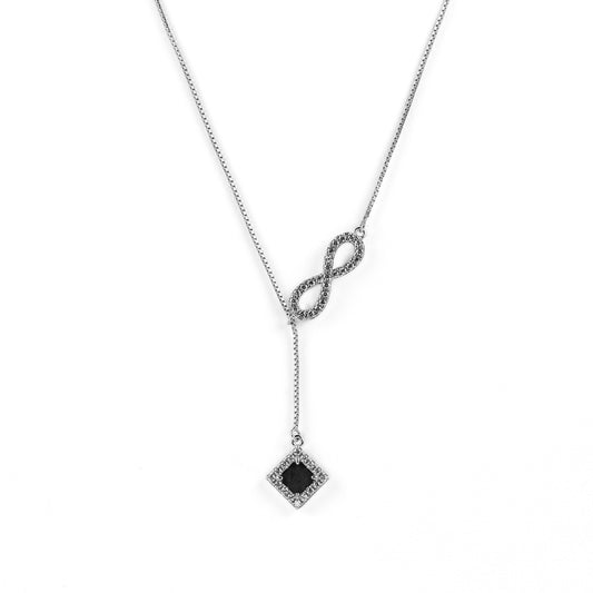 Infinity Gold Necklace with Diamond 0.5 carat (Color: G, Clarity: VS)