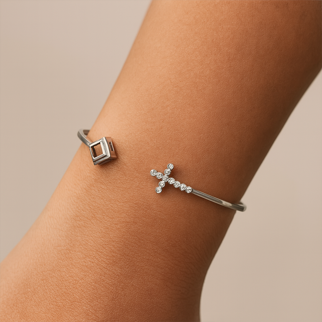 Spirit Cross Gold Bangle with Diamond 0.2 carat (Color: G, Clarity: VS)