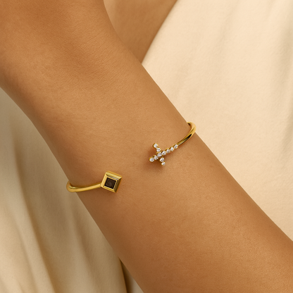 Spirit Cross Gold Bangle with Diamond 0.2 carat (Color: G, Clarity: VS)