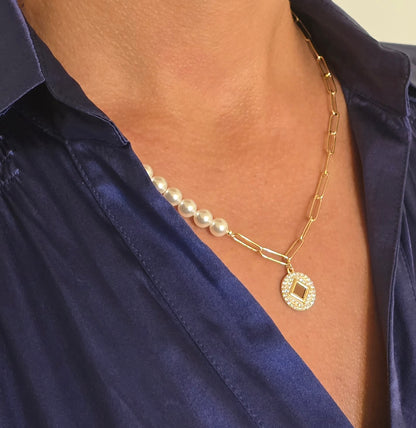 Graceful Harmony Half Link Pearl Necklace