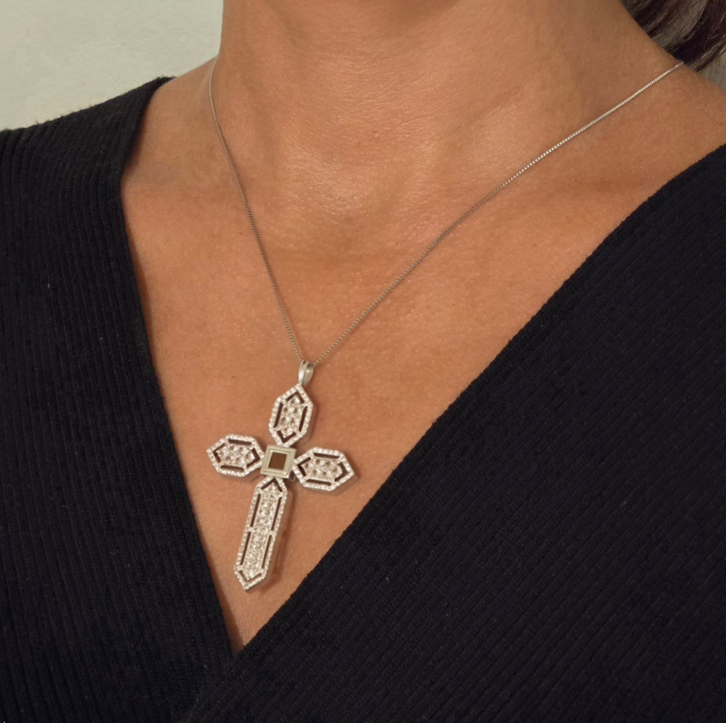 Bling bling Cross Necklace
